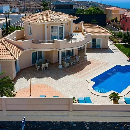Buenavista Family With Private Heated Pool Garden Parking וילה אדחה