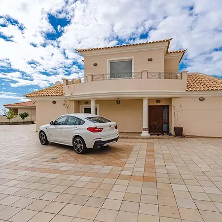 Villa Buenavista Family With Private Heated Pool Garden Parking Costa Adeje (Tenerife)